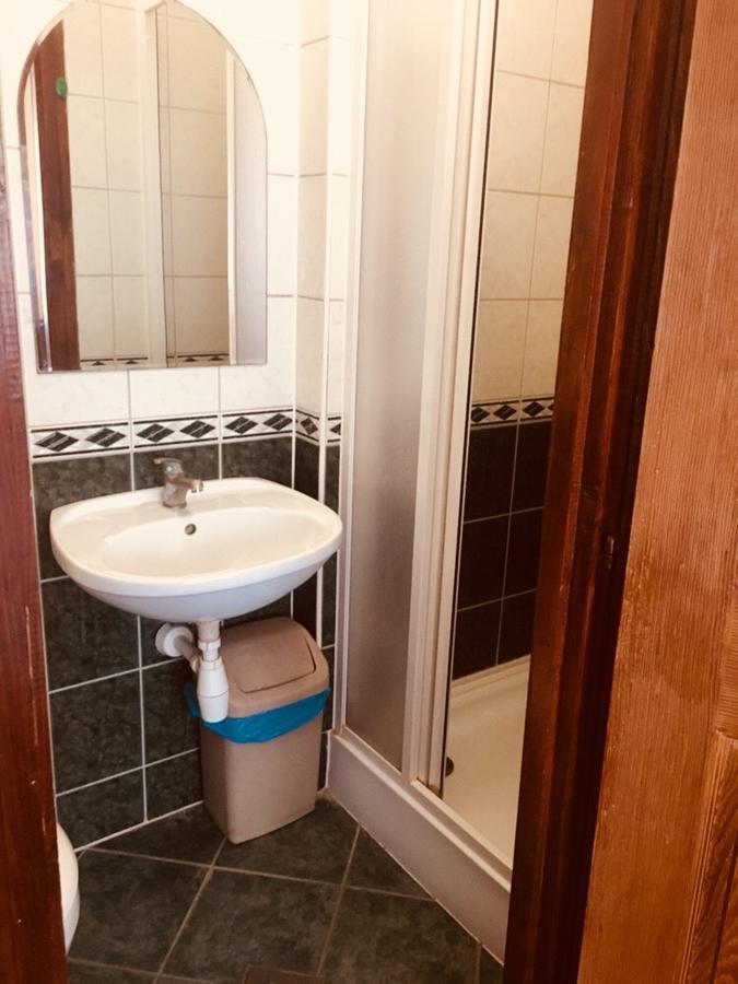 Rozsakert Panzio Hotel Nyiregyhaza Ngoại thất bức ảnh