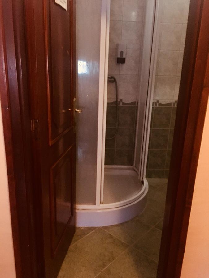 Rozsakert Panzio Hotel Nyiregyhaza Ngoại thất bức ảnh